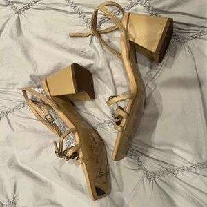NEW never worn Free People Beige Strappy Heels size 38